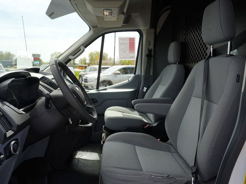 Used 2016 Ford Transit 150 130 Medium Roof RWD image 19