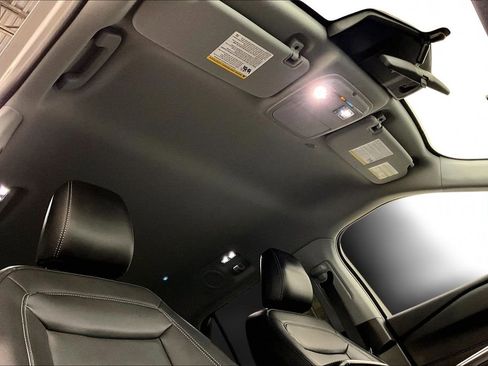 Used 2023 Ford Explorer XLT w/ Equipment Group 202A image 28