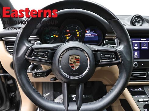 Used 2022 Porsche Macan AWD/4WD image 10