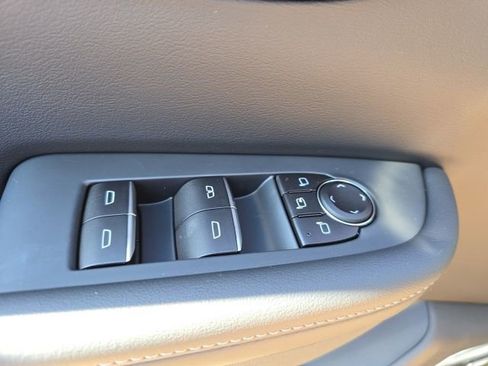 New 2026 Buick Enclave Sport Touring w/ Super Cruise Package image 7