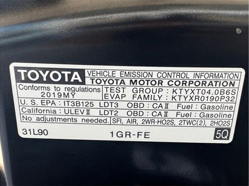 Used 2019 Toyota 4Runner SR5 RWD image 29