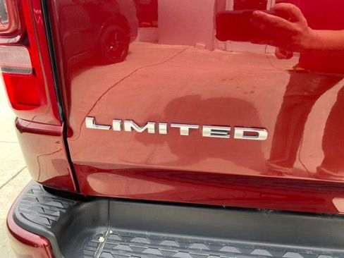 Used 2019 RAM 1500 Limited AWD/4WD image 5