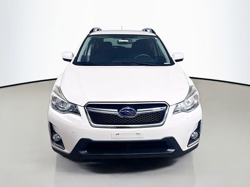 Used 2016 Subaru Crosstrek 2.0i Premium w/ Moonroof Package image 2