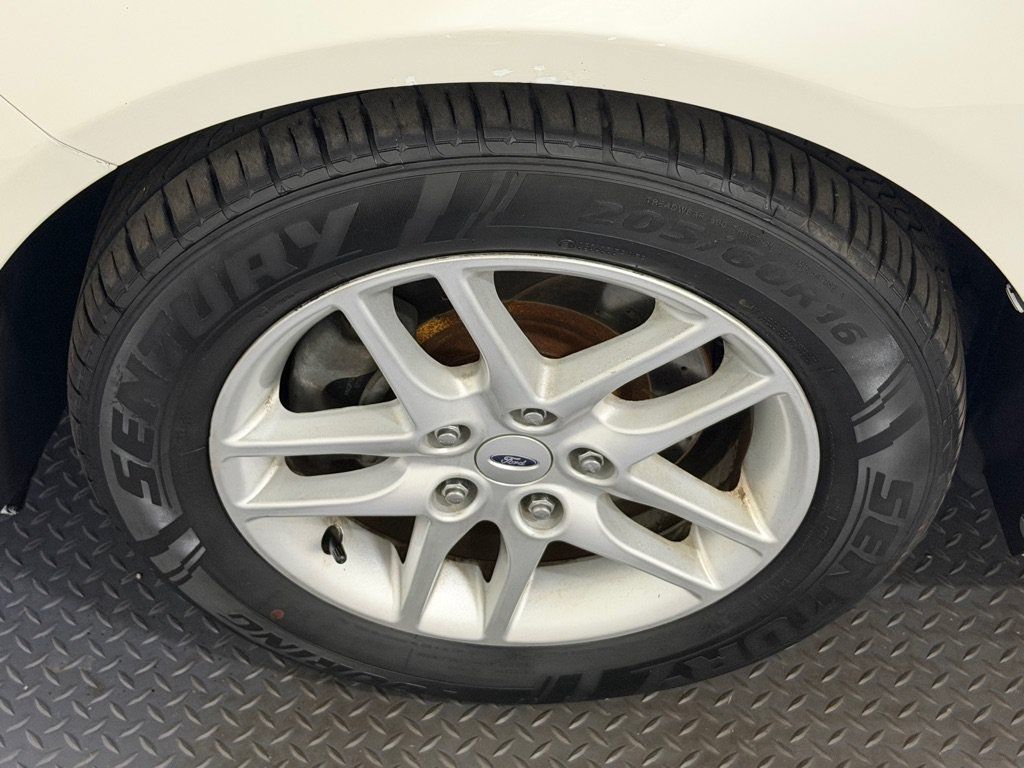 Used 2011 Ford Fusion S FWD image 20