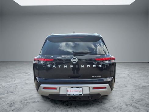 Used 2024 Nissan Pathfinder Platinum FWD image 6