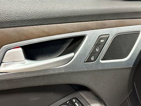 Used 2017 Genesis G80 3.8 w/ Option Group 03 image 20