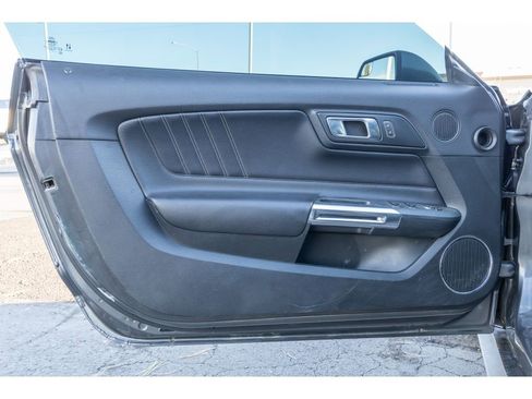 Used 2020 Ford Mustang Premium image 17