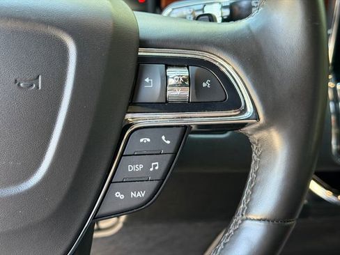 Used 2019 Lincoln Navigator Select w/ Cargo Package RWD image 30