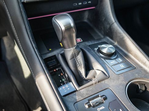 Used 2026 Lexus IS 350 F Sport RWD image 19