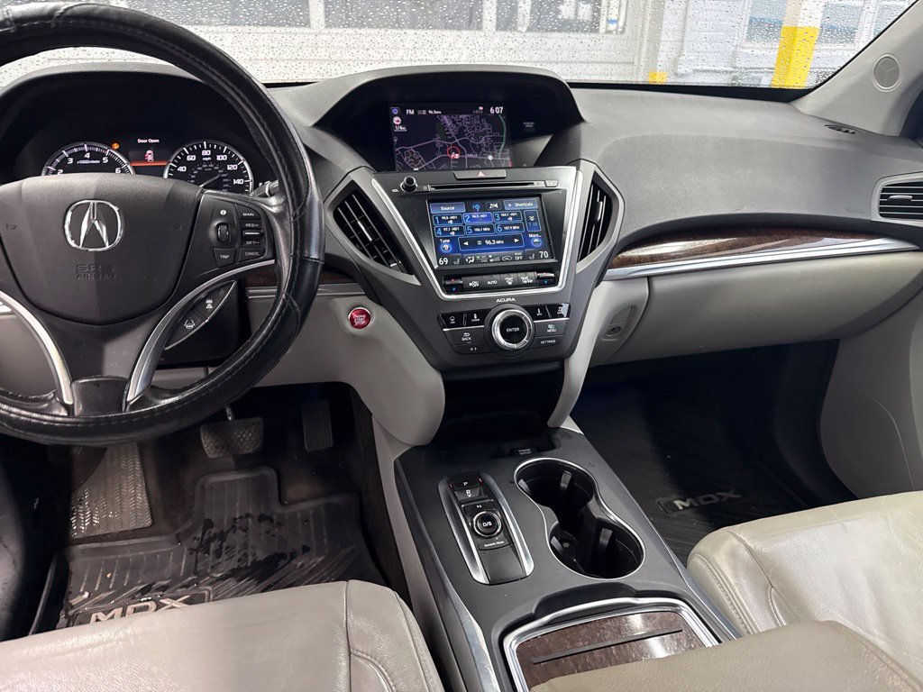 Used 2017 Acura MDX w/ Technology Package AWD/4WD image 6