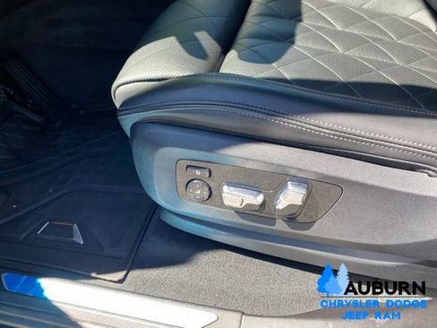 Used 2023 BMW X5 xDrive40i w/ Luxury Seating Package AWD/4WD image 38