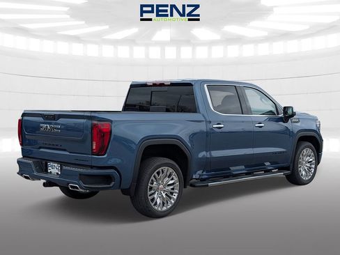 New 2026 GMC Sierra 1500 Denali w/ LPO, Black Badging Package AWD/4WD image 2