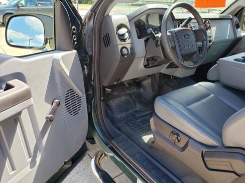 Used 2011 Ford F350 XL w/ Skid Plate Pkg image 12