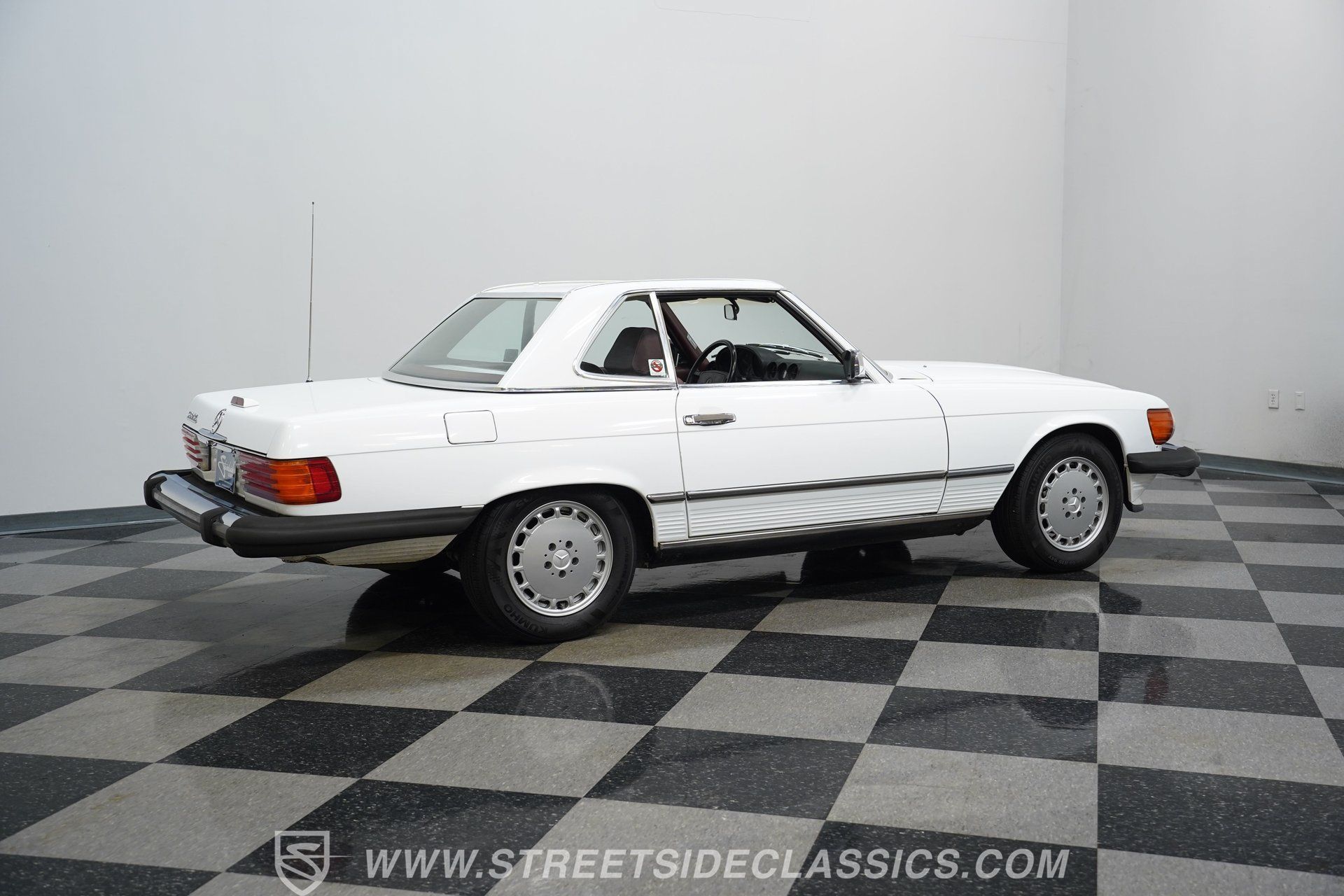 Used 1989 Mercedes-Benz 560 SL image 14