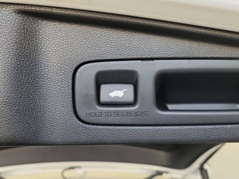 Used 2022 Honda CR-V Touring image 12