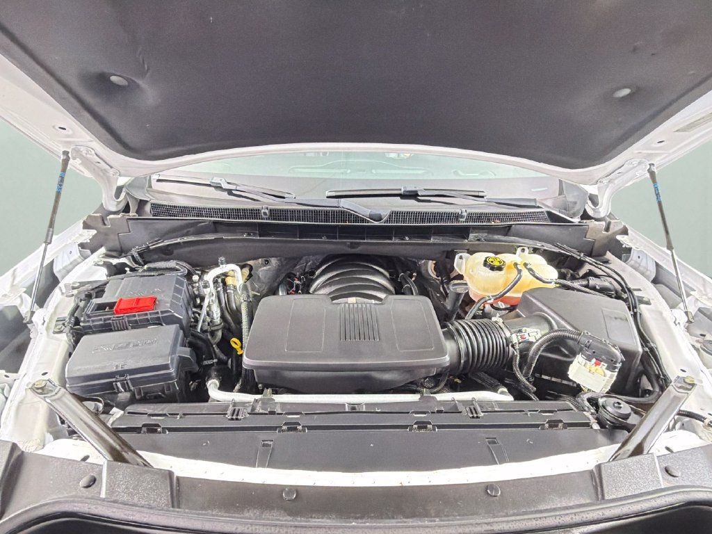Used 2023 GMC Yukon AT4 AWD/4WD image 44