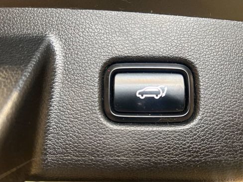 Used 2021 Kia Telluride SX w/ SX Prestige Package image 15