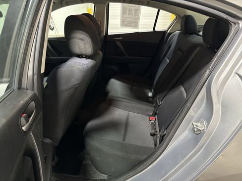 Used 2011 MAZDA MAZDA3 i Touring image 21