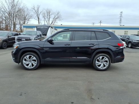 Used 2021 Volkswagen Atlas SE AWD/4WD image 2