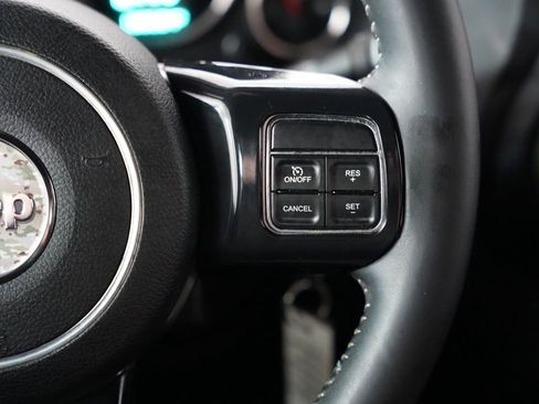 Used 2016 Jeep Wrangler Unlimited Sport AWD/4WD image 13