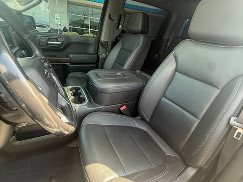 Used 2022 Chevrolet Silverado 1500 RST w/ Convenience Package II AWD/4WD image 7