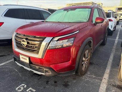 Used 2023 Nissan Pathfinder SL