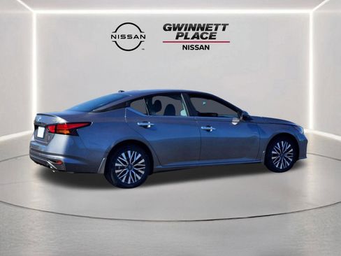 New 2025 Nissan Altima 2.5 SV w/ SV Premium Package image 5