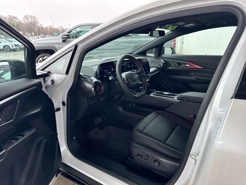 New 2025 Chevrolet Equinox EV RS FWD image 13