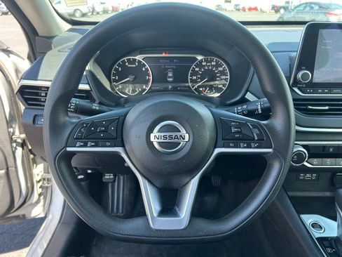 Used 2021 Nissan Altima 2.5 SV FWD image 20