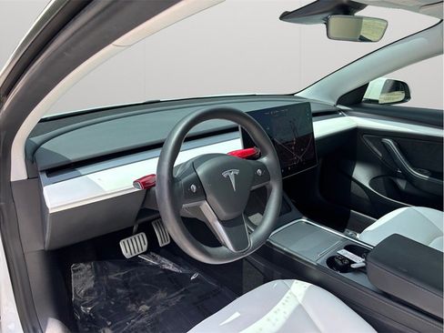 Used 2021 Tesla Model 3 Standard Range Plus RWD image 6