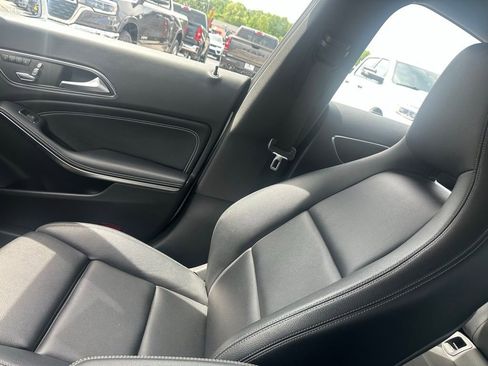 Used 2018 Mercedes-Benz CLA 250 image 20