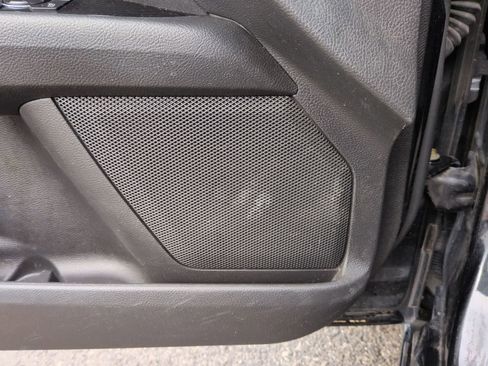 Used 2015 Ford Fusion SE w/ Equipment Group 201A image 19