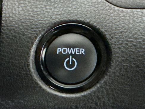 Used 2025 Toyota Camry LE FWD image 21
