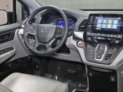 Certified 2024 Honda Odyssey EX-L image 5