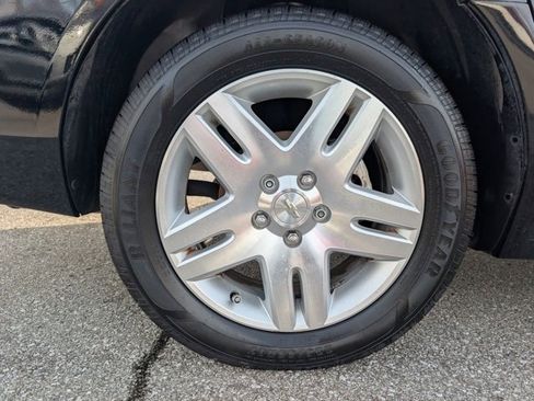 Used 2016 Chevrolet Impala LT image 25