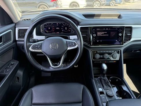 Used 2022 Volkswagen Atlas SEL R-Line image 26