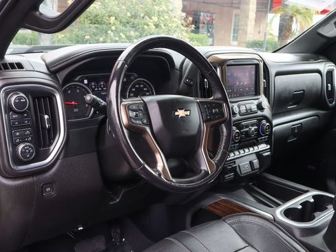 Used 2022 Chevrolet Silverado 3500 High Country w/ Safety Package II AWD/4WD image 21