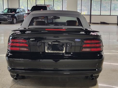 Used 1995 Ford Mustang GT RWD image 28