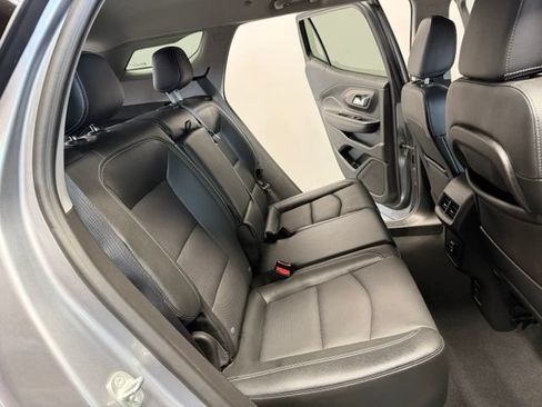 Used 2023 GMC Terrain SLT AWD/4WD image 27