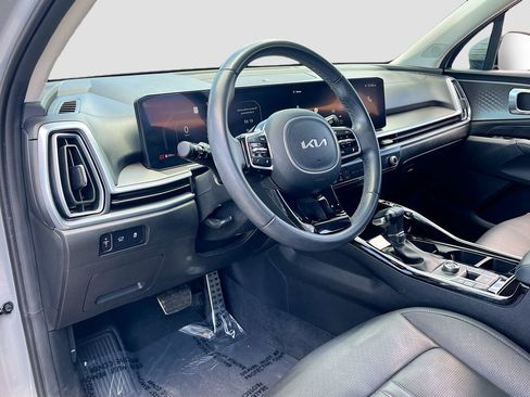 Used 2024 Kia Sorento SX FWD image 9