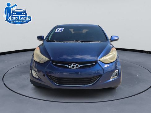 Used 2013 Hyundai Elantra GLS w/ Preferred Pkg FWD image 4