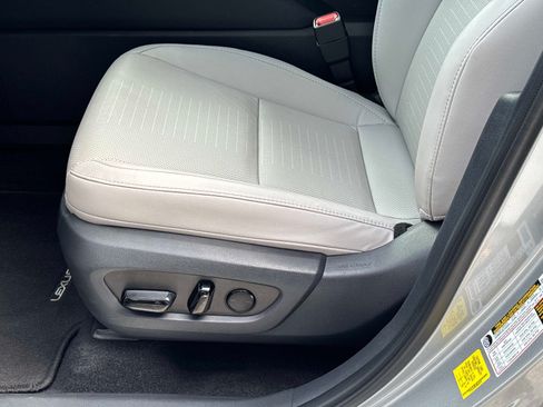 Used 2025 Lexus TX 350 AWD w/ Technology Package image 21