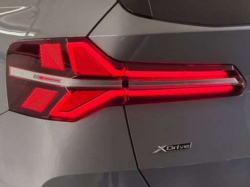 Used 2025 BMW X3 xDrive30i w/ Convenience Package image 12