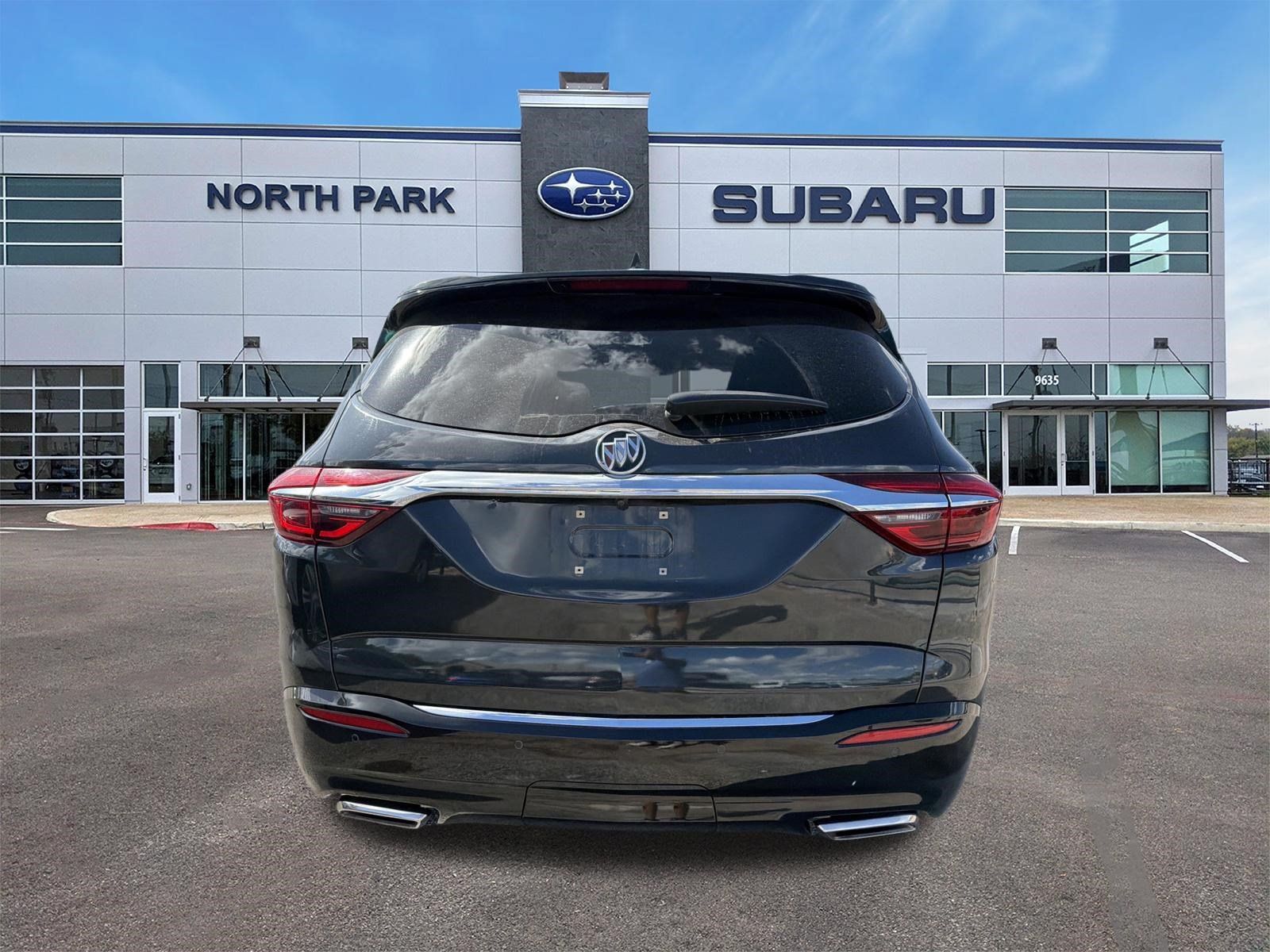 Used 2019 Buick Enclave Essence FWD image 4