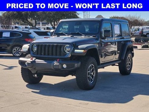 Used 2025 Jeep Wrangler Unlimited Rubicon image 11