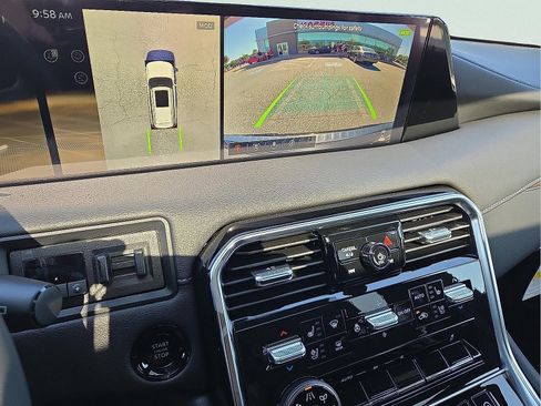 New 2025 Nissan Armada Platinum Reserve image 18