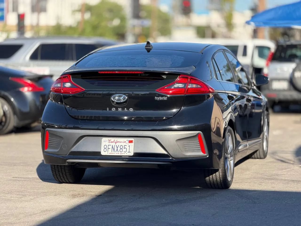 Used 2018 Hyundai Ioniq Limited FWD image 12