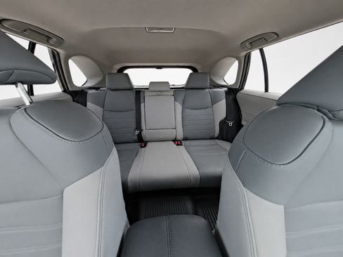 Used 2021 Toyota RAV4 XLE Premium AWD/4WD image 16