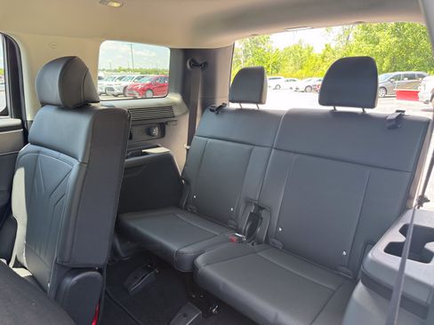 Used 2024 Hyundai Santa Fe XRT AWD/4WD image 6