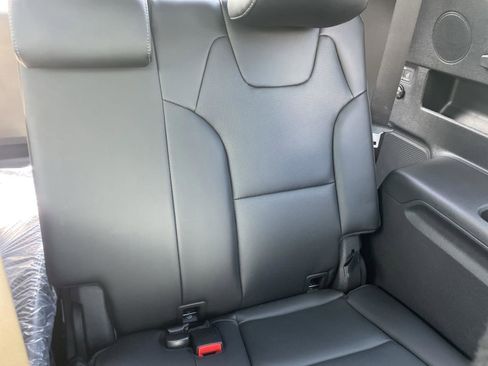 New 2025 Kia Telluride SX Prestige X-Line AWD/4WD image 17